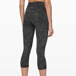 Lululemon Align Crop 21"Free Spirit Ice Grey Black